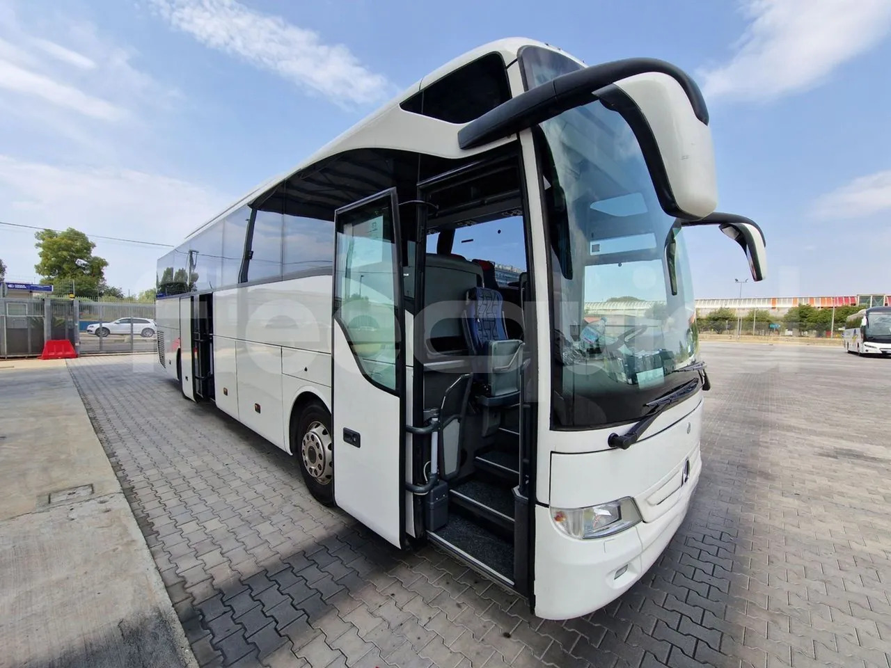 Autocar Mercedes-Benz Tourismo: foto 12