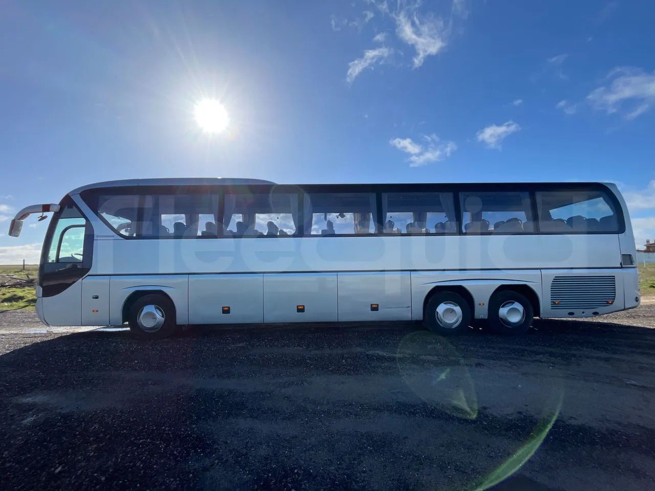 Neoplan N2216 - Autocar: foto 3 Neoplan N2216 - Autocar: foto 3