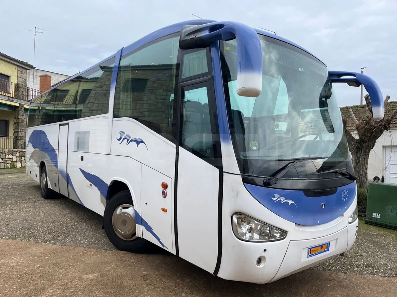 Scania 114B4X2 - Autocar: foto 1 Scania 114B4X2 - Autocar: foto 1