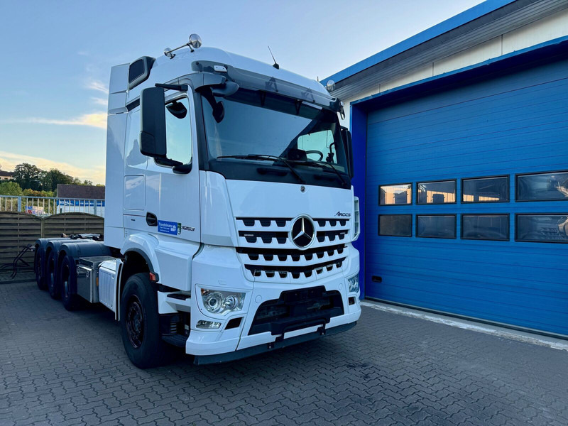 Mercedes-Benz Arocs MP5 3253 8x4 Tridem ARK HIAB 24 to - Multibasculante camión: foto 4 Mercedes-Benz Arocs MP5 3253 8x4 Tridem ARK HIAB 24 to - Multibasculante camión: foto 4