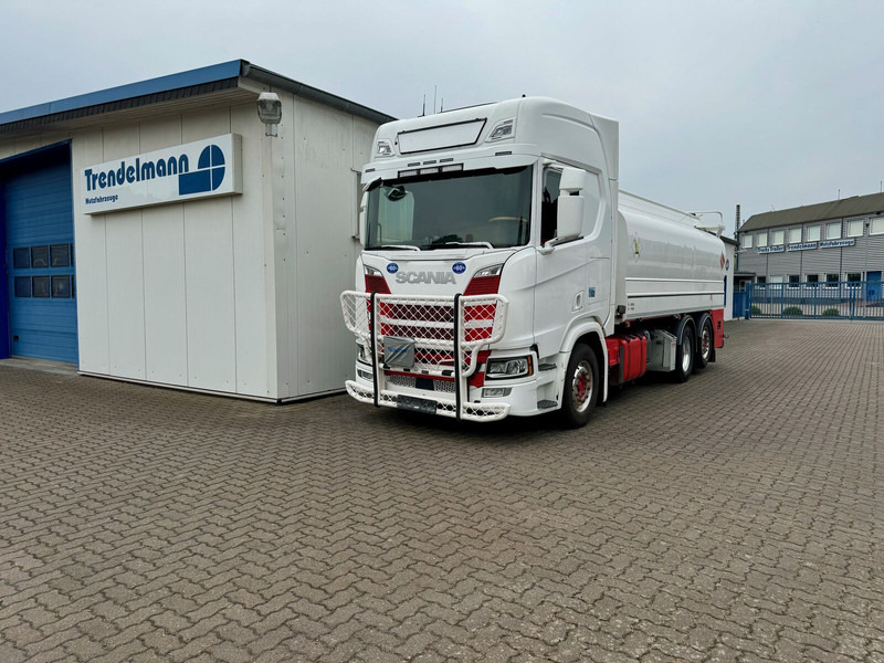 Scania R 500 Tankwagen Benzin-Diesel Oben und Unten Belfüllung - Cisterna camión: foto 1 Scania R 500 Tankwagen Benzin-Diesel Oben und Unten Belfüllung - Cisterna camión: foto 1
