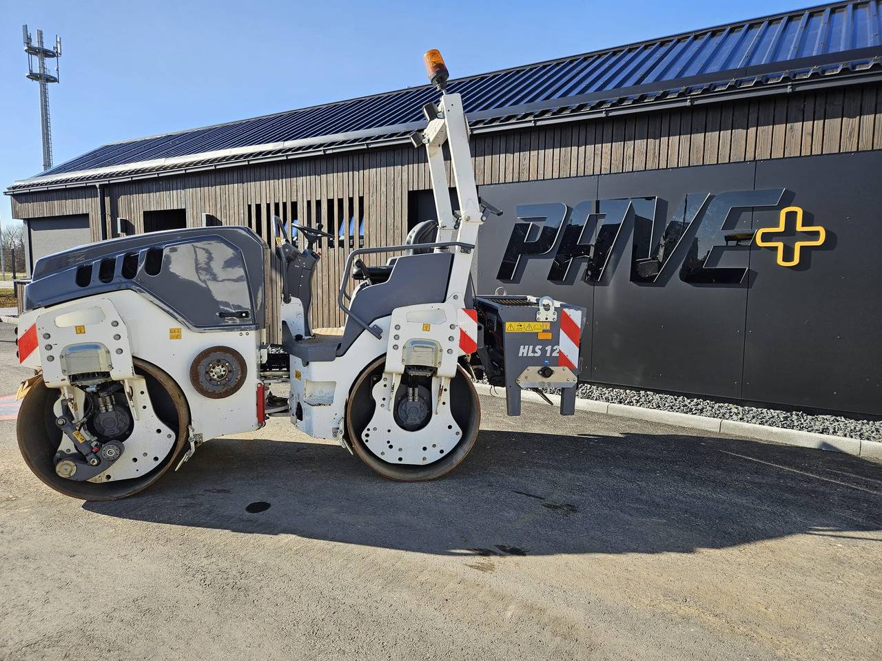 HAMM HD 13i VV - Apisonadora de asfalto: foto 1 HAMM HD 13i VV - Apisonadora de asfalto: foto 1