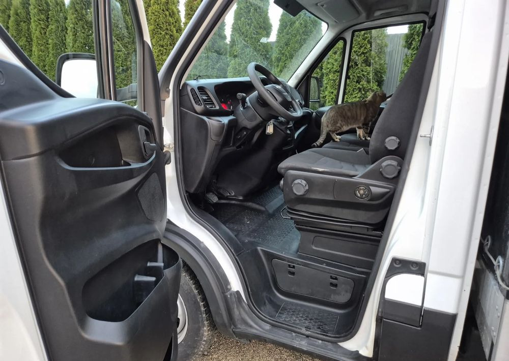 Iveco 35C14 - Caja abierta furgoneta: foto 5 Iveco 35C14 - Caja abierta furgoneta: foto 5