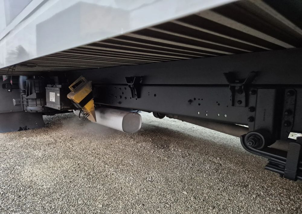 Nissan ATLEON 3.0 150KM - Furgoneta: foto 5 Nissan ATLEON 3.0 150KM - Furgoneta: foto 5