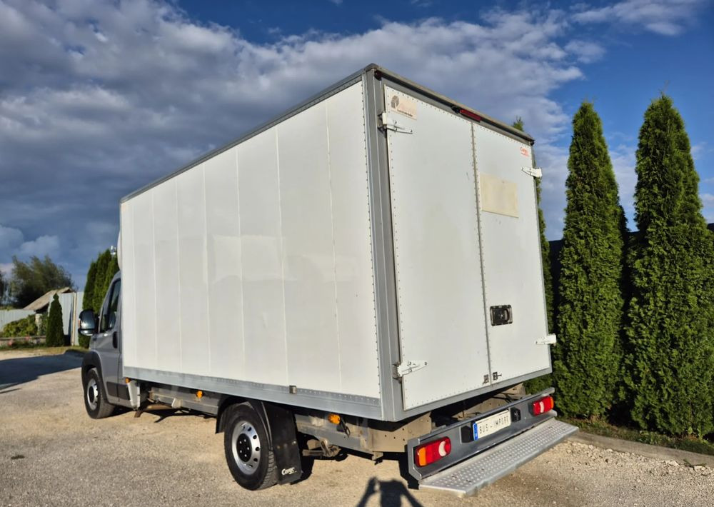 Peugeot Boxer 3.0 180KM - Furgoneta: foto 3 Peugeot Boxer 3.0 180KM - Furgoneta: foto 3