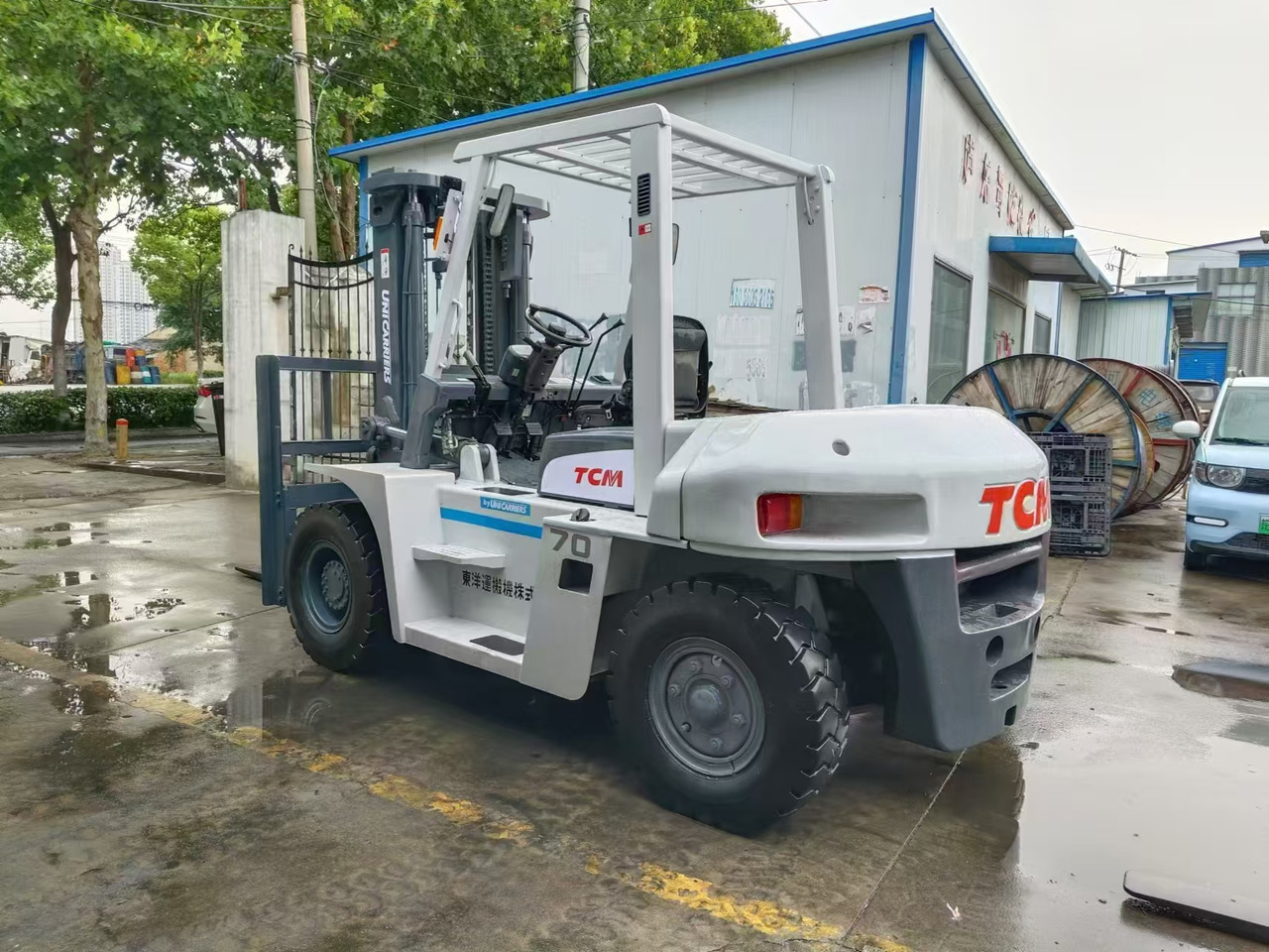 TCM FD70 japan brand 7 ton forklift used Customizable mast clamp side shift - Carretilla elevadora diésel: foto 2 TCM FD70 japan brand 7 ton forklift used Customizable mast clamp side shift - Carretilla elevadora diésel: foto 2