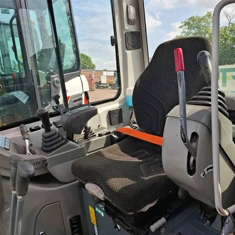 Takeuchi TB 216 - Miniexcavadora: foto 3 Takeuchi TB 216 - Miniexcavadora: foto 3