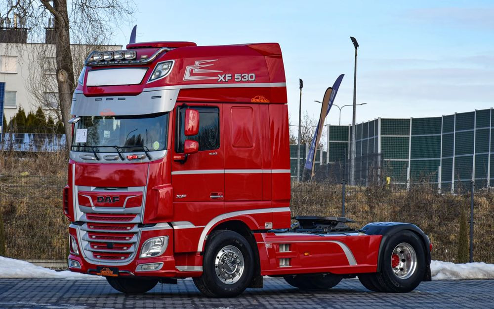 DAF XF530 / SUPER SPACE CAB / HYDRAULIKA / RETARDER / KLIMATYZACJA POSTOJOWA / ACC / NAWIGACJA / KLIMA / LEDY / FULL SPILERY / FULL OPCJA / WERSJA PREMIUM / SERWISOWANY / SPROWADZONY - Cabeza tractora: foto 1 DAF XF530 / SUPER SPACE CAB / HYDRAULIKA / RETARDER / KLIMATYZACJA POSTOJOWA / ACC / NAWIGACJA / KLIMA / LEDY / FULL SPILERY / FULL OPCJA / WERSJA PREMIUM / SERWISOWANY / SPROWADZONY - Cabeza tractora: foto 1