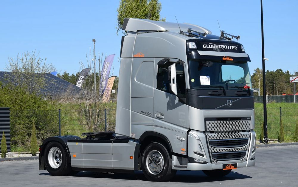 Volvo FH500 / EURO 6 / NOWY MODEL / KLIMATYZACJA POSTOJOWA / ACC / LEDY / 2 ZBIORNIKI / 2021 / SERWISOWANY / SPROWADZONY - Cabeza tractora: foto 3 Volvo FH500 / EURO 6 / NOWY MODEL / KLIMATYZACJA POSTOJOWA / ACC / LEDY / 2 ZBIORNIKI / 2021 / SERWISOWANY / SPROWADZONY - Cabeza tractora: foto 3