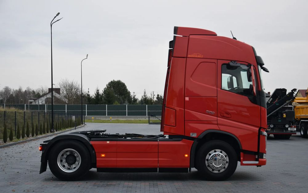 Volvo FH500 / FULL ADR / HYDRAULIKA / EURO 6 / ACC / LEDY / ALUFELGI / SERWISOWANY / SPROWADZONY - Cabeza tractora: foto 4 Volvo FH500 / FULL ADR / HYDRAULIKA / EURO 6 / ACC / LEDY / ALUFELGI / SERWISOWANY / SPROWADZONY - Cabeza tractora: foto 4