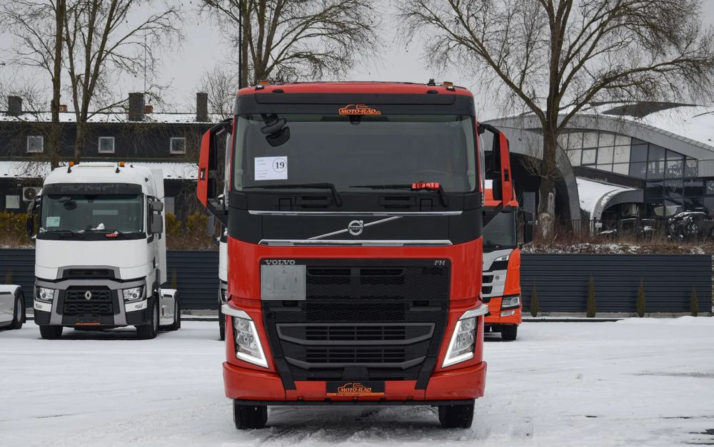 Volvo FH500 / NISKA KABINA / HYDRAULIKA / EURO 6 / ACC / LEDY / ALUFELGI / SERWISOWANY / SPROWADZONY - Cabeza tractora: foto 2 Volvo FH500 / NISKA KABINA / HYDRAULIKA / EURO 6 / ACC / LEDY / ALUFELGI / SERWISOWANY / SPROWADZONY - Cabeza tractora: foto 2