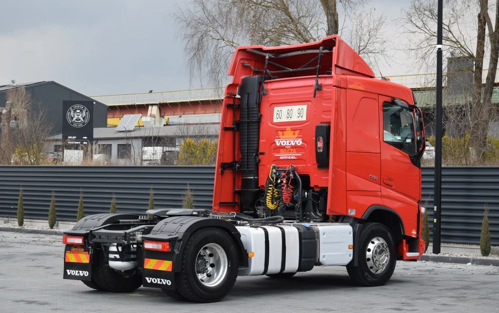 Volvo FH500 / NISKA KABINA / HYDRAULIKA / EURO 6 / ACC / LEDY / ALUFELGI / SERWISOWANY / SPROWADZONY - Cabeza tractora: foto 5 Volvo FH500 / NISKA KABINA / HYDRAULIKA / EURO 6 / ACC / LEDY / ALUFELGI / SERWISOWANY / SPROWADZONY - Cabeza tractora: foto 5
