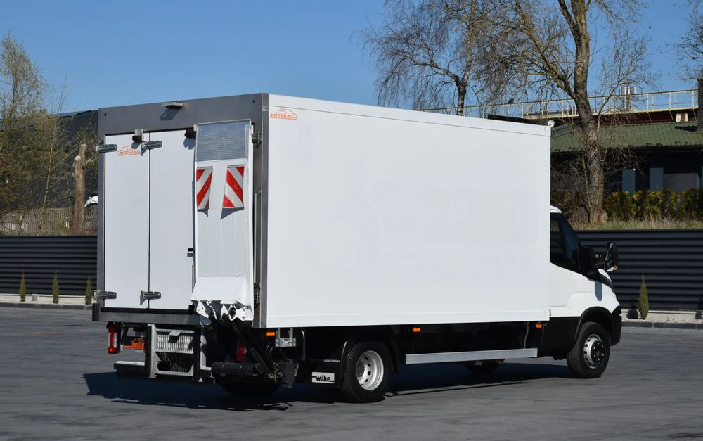 Iveco DAILY 70C18 / 3.0 - 180 KM / AUTOMAT HI-MATIC / 3 OSOBY / CHŁODNIA - MROŹNIA 4,55 M / AGREGAD FRIGOBLOCK / WINDA SORENSEN / KLIMA / TEMPOMAT / KAMERA COFANIA / REGULOWANE ZAWIESZENIE / SERWISOWA - Frigorífico camión: foto 5 Iveco DAILY 70C18 / 3.0 - 180 KM / AUTOMAT HI-MATIC / 3 OSOBY / CHŁODNIA - MROŹNIA 4,55 M / AGREGAD FRIGOBLOCK / WINDA SORENSEN / KLIMA / TEMPOMAT / KAMERA COFANIA / REGULOWANE ZAWIESZENIE / SERWISOWA - Frigorífico camión: foto 5
