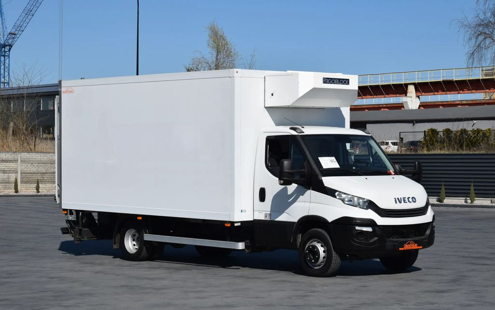 Iveco DAILY 70C18 / 3.0 - 180 KM / AUTOMAT HI-MATIC / 3 OSOBY / CHŁODNIA - MROŹNIA 4,55 M / AGREGAD FRIGOBLOCK / WINDA SORENSEN / KLIMA / TEMPOMAT / KAMERA COFANIA / REGULOWANE ZAWIESZENIE / SERWISOWA - Frigorífico camión: foto 3 Iveco DAILY 70C18 / 3.0 - 180 KM / AUTOMAT HI-MATIC / 3 OSOBY / CHŁODNIA - MROŹNIA 4,55 M / AGREGAD FRIGOBLOCK / WINDA SORENSEN / KLIMA / TEMPOMAT / KAMERA COFANIA / REGULOWANE ZAWIESZENIE / SERWISOWA - Frigorífico camión: foto 3