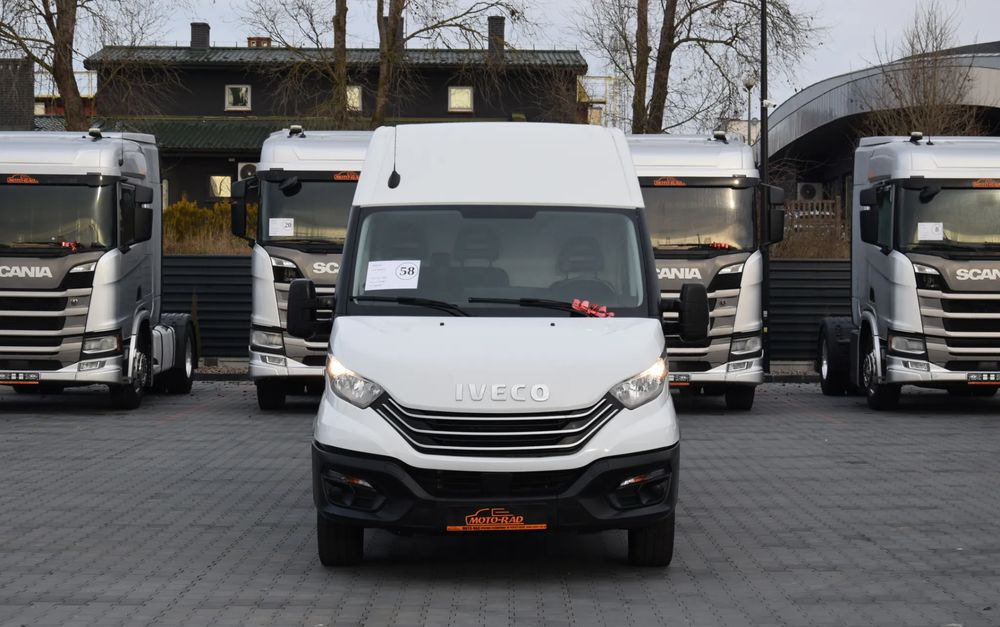 Iveco DAILY MAXI 35S14 / 2.3 - 140 KM / AUTOMAT HI-MATIC / NOWY MODEL / 3 OSOBY / DOSTAWCZE / BLASZAK / KAMERA COFANIA / TEMPOMAT / KLIMA / 2022 / SERWISOWANY / SPROWADZONY Z NIEMIEC - Furgón: foto 2 Iveco DAILY MAXI 35S14 / 2.3 - 140 KM / AUTOMAT HI-MATIC / NOWY MODEL / 3 OSOBY / DOSTAWCZE / BLASZAK / KAMERA COFANIA / TEMPOMAT / KLIMA / 2022 / SERWISOWANY / SPROWADZONY Z NIEMIEC - Furgón: foto 2