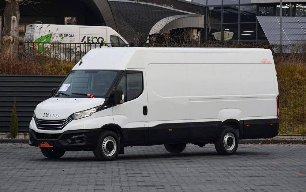 Iveco DAILY MAXI 35S14 / 2.3 - 140 KM / AUTOMAT HI-MATIC / NOWY MODEL / 3 OSOBY / DOSTAWCZE / BLASZAK / KAMERA COFANIA / TEMPOMAT / KLIMA / 2022 / SERWISOWANY / SPROWADZONY Z NIEMIEC - Furgón: foto 1 Iveco DAILY MAXI 35S14 / 2.3 - 140 KM / AUTOMAT HI-MATIC / NOWY MODEL / 3 OSOBY / DOSTAWCZE / BLASZAK / KAMERA COFANIA / TEMPOMAT / KLIMA / 2022 / SERWISOWANY / SPROWADZONY Z NIEMIEC - Furgón: foto 1