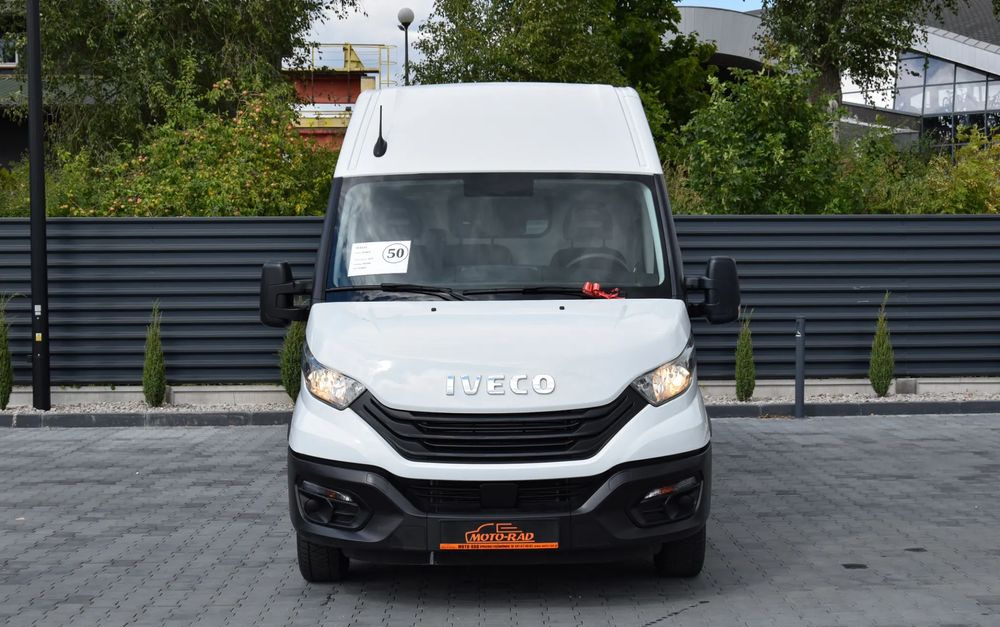 Iveco DAILY MAXI 35S16 / 2.3 - 160 KM / AUTOMAT HI-MATIC / NOWY MODEL / 3 OSOBY / DOSTAWCZE / BLASZAK / KLIMA / 2023 / SERWISOWANY / SPROWADZONY Z NIEMIEC - Furgón: foto 2 Iveco DAILY MAXI 35S16 / 2.3 - 160 KM / AUTOMAT HI-MATIC / NOWY MODEL / 3 OSOBY / DOSTAWCZE / BLASZAK / KLIMA / 2023 / SERWISOWANY / SPROWADZONY Z NIEMIEC - Furgón: foto 2