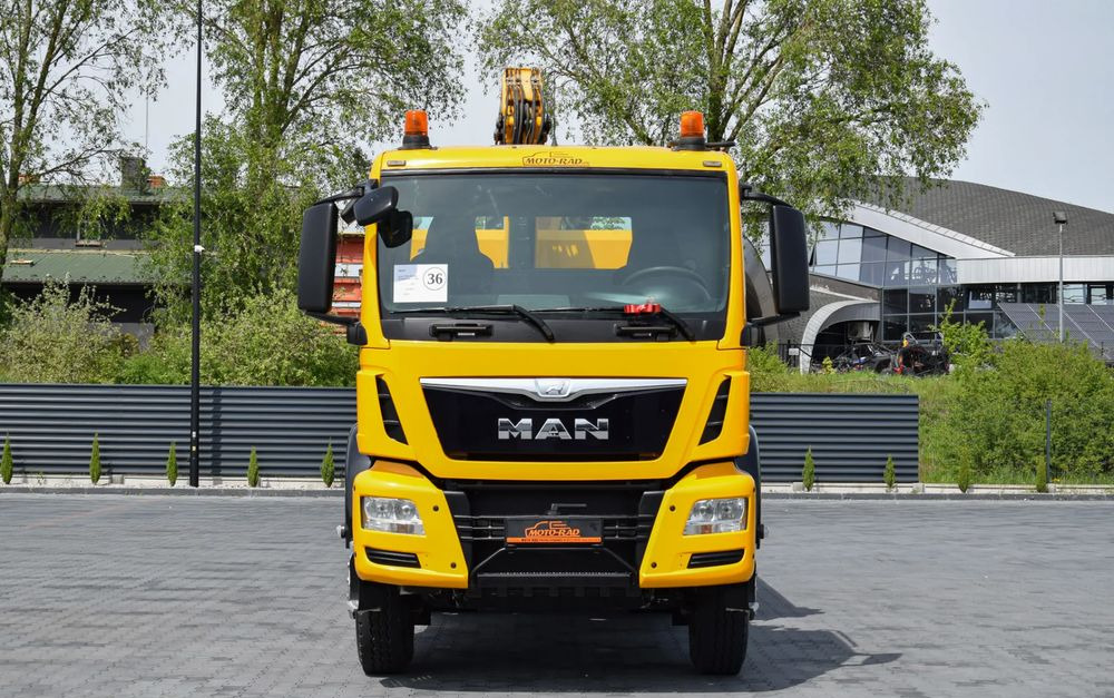 MAN TGS 26.400 / 6x4 / EURO 6 / UDT / HDS FASSI 165 / WYSUW x3 / ROTATOR / CHWYTAK / STEROWANIE RADIOWE / WZMOCNIONA RAMA / WYWROTKA / HYDROBURTA / AUTOMAT / 2017 / NOWE OPONY - 100% / NISKI PRZEBIEG - Volquete camión, Camión grúa: foto 2 MAN TGS 26.400 / 6x4 / EURO 6 / UDT / HDS FASSI 165 / WYSUW x3 / ROTATOR / CHWYTAK / STEROWANIE RADIOWE / WZMOCNIONA RAMA / WYWROTKA / HYDROBURTA / AUTOMAT / 2017 / NOWE OPONY - 100% / NISKI PRZEBIEG - Volquete camión, Camión grúa: foto 2