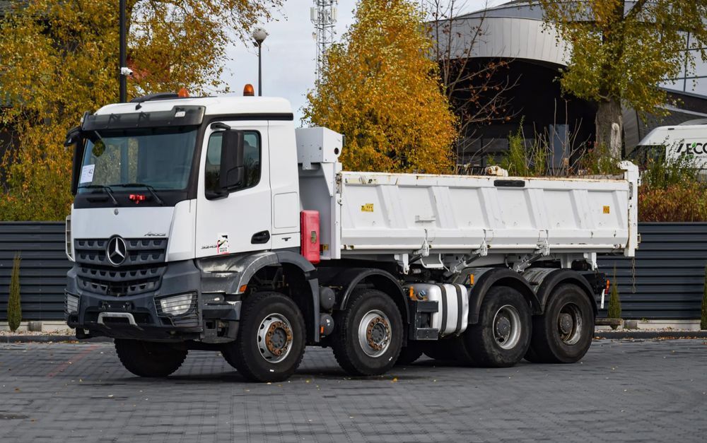 Mercedes-Benz AROCS 3243 / 8x4 / EURO 6 / WYWROTKA / MELLER KIPPER / HYDROBURTA / AUTOMAT / SERWISOWANY / SPROWADZONY - Volquete camión: foto 1 Mercedes-Benz AROCS 3243 / 8x4 / EURO 6 / WYWROTKA / MELLER KIPPER / HYDROBURTA / AUTOMAT / SERWISOWANY / SPROWADZONY - Volquete camión: foto 1