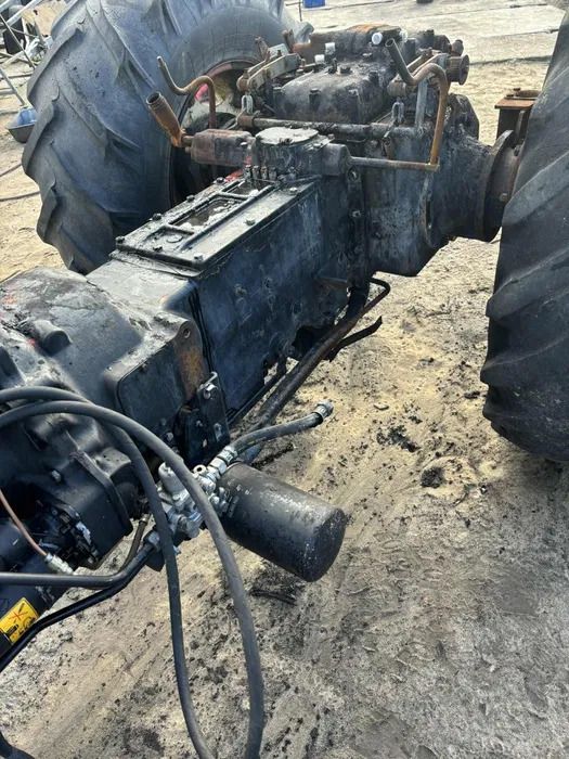 ZETOR 8441 - Eje delantero: foto 2 ZETOR 8441 - Eje delantero: foto 2