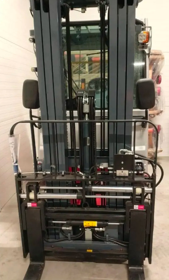 HELI CPD25-GE2DLI - Carretilla elevadora eléctrica: foto 4 HELI CPD25-GE2DLI - Carretilla elevadora eléctrica: foto 4