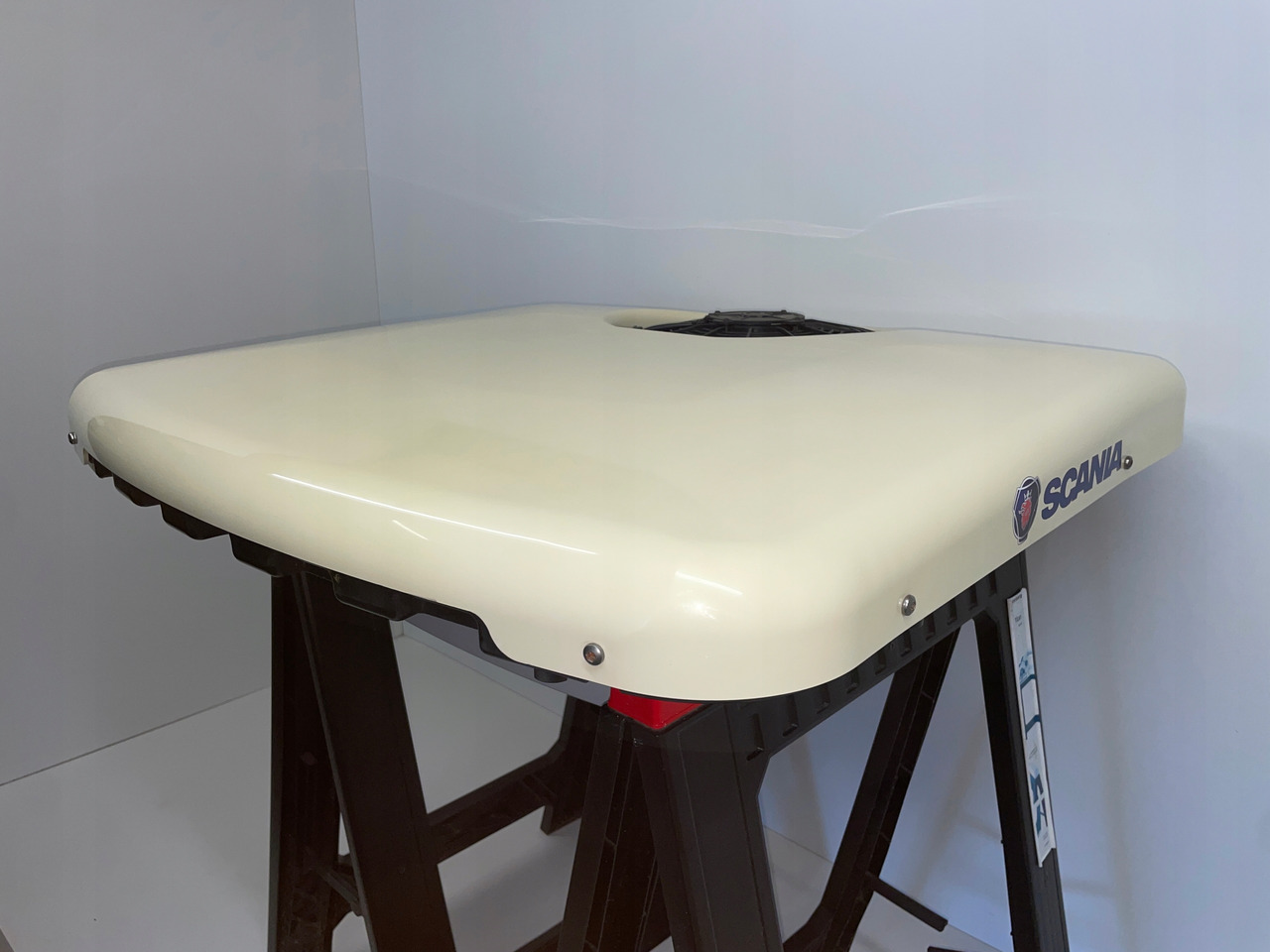 KLIMATYZACJA POSTOJOWA SLIM SCANIA NTG MC2358116 - Compresor de aire acondicionado para Camión: foto 3 KLIMATYZACJA POSTOJOWA SLIM SCANIA NTG MC2358116 - Compresor de aire acondicionado para Camión: foto 3