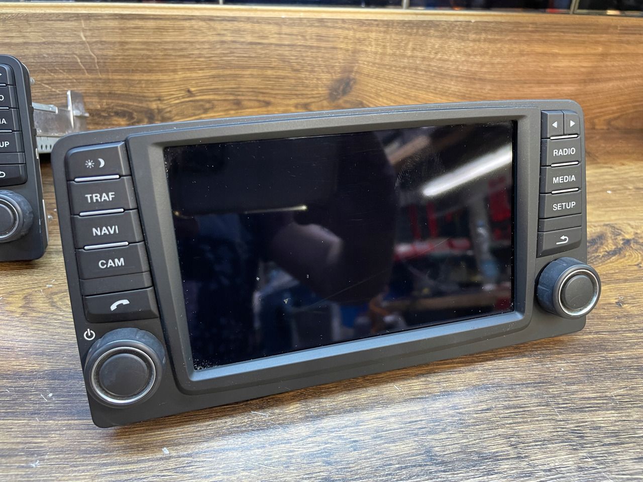 RADIO NAWIGACJA MAN TGS TGX EURO 6 81281006043 - Sistema de navegación para Camión: foto 2 RADIO NAWIGACJA MAN TGS TGX EURO 6 81281006043 - Sistema de navegación para Camión: foto 2