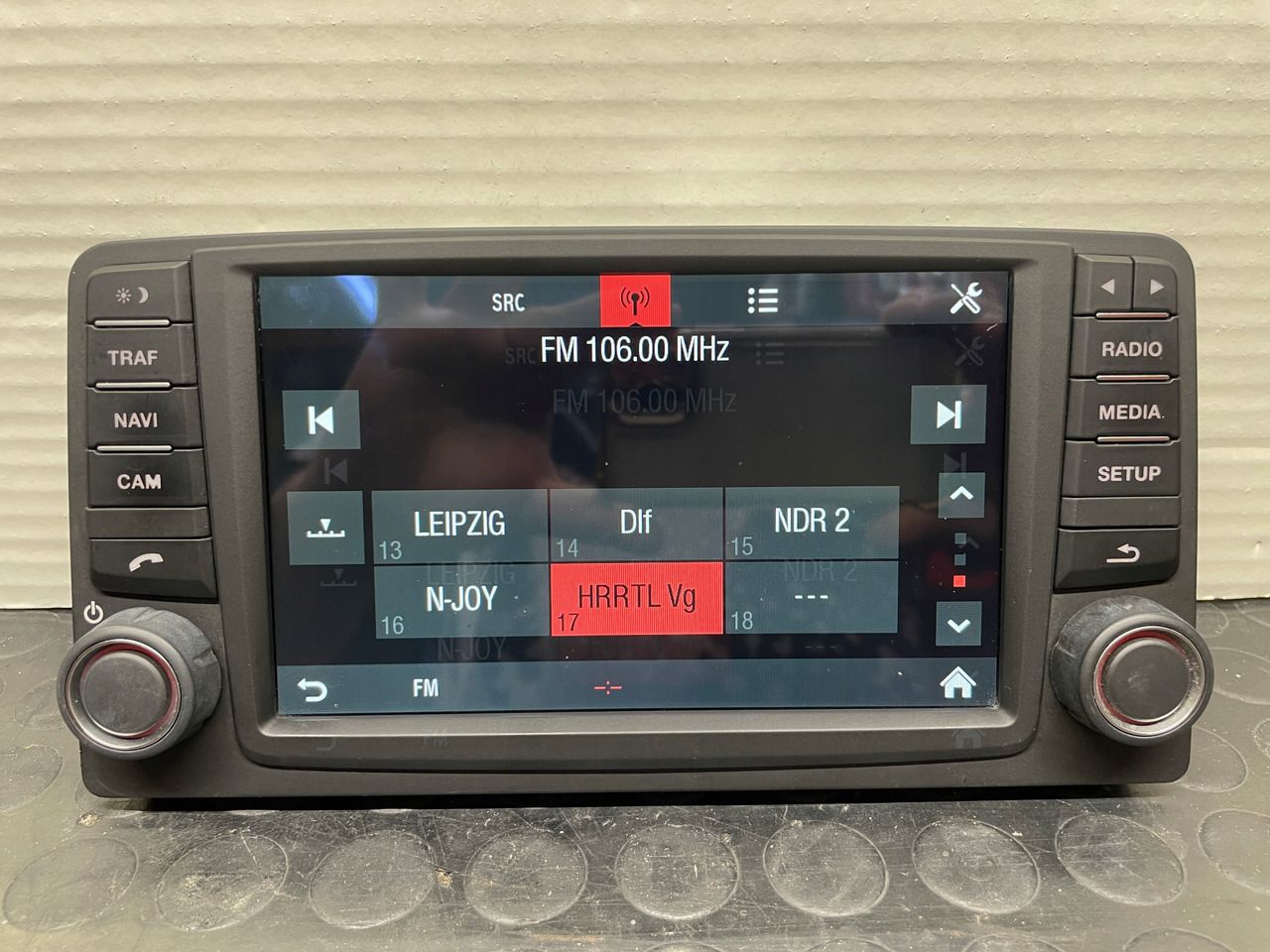 RADIO NAWIGACJA MAN TGS TGX EURO 6 81281006050 - Sistema de navegación para Camión: foto 5 RADIO NAWIGACJA MAN TGS TGX EURO 6 81281006050 - Sistema de navegación para Camión: foto 5