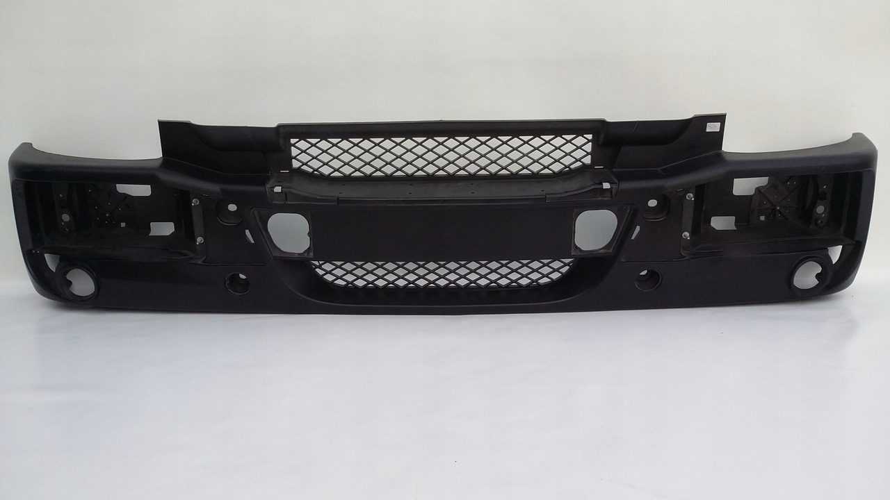 ZDERZAK IVECO EURO CARGO NOWY MODEL NISKI NR 924 - Capota para Camión: foto 1 ZDERZAK IVECO EURO CARGO NOWY MODEL NISKI NR 924 - Capota para Camión: foto 1