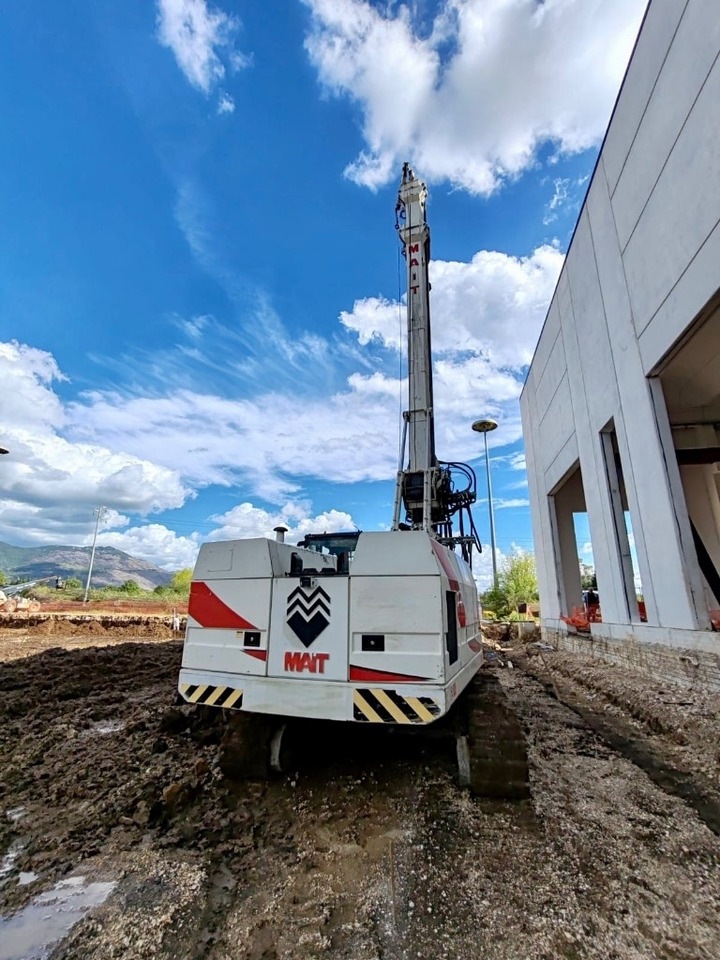 Mait HR45 - Martillo de hinca de pilotes: foto 4 Mait HR45 - Martillo de hinca de pilotes: foto 4