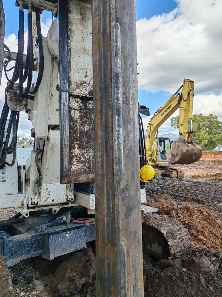 Mait HR45 - Martillo de hinca de pilotes: foto 5 Mait HR45 - Martillo de hinca de pilotes: foto 5