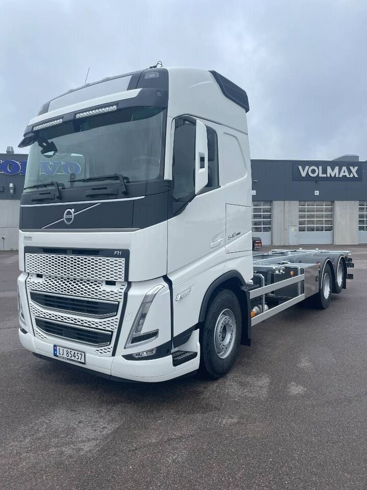 Volvo FH540 Containerbil - Levering omgående - Portacontenedore/ Intercambiable camión: foto 4 Volvo FH540 Containerbil - Levering omgående - Portacontenedore/ Intercambiable camión: foto 4