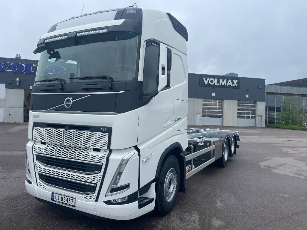 Volvo FH540 Containerbil - Levering omgående - Portacontenedore/ Intercambiable camión: foto 1 Volvo FH540 Containerbil - Levering omgående - Portacontenedore/ Intercambiable camión: foto 1