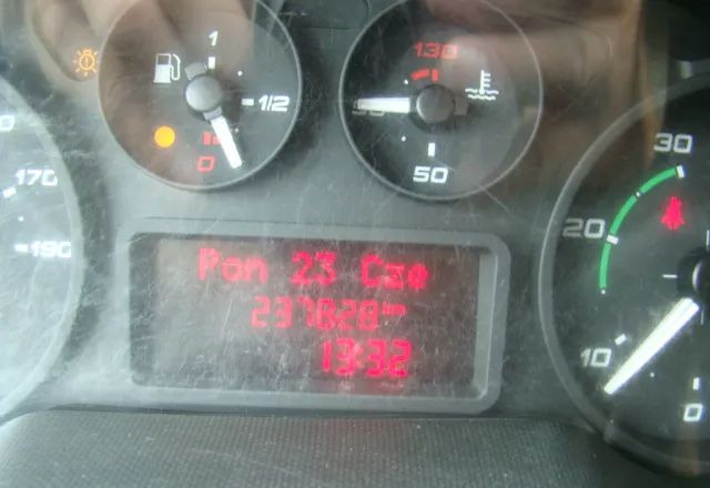 Furgón Iveco DAILY 35 C 15 MAXI BLIŹNIAKI 3.5T: foto 17