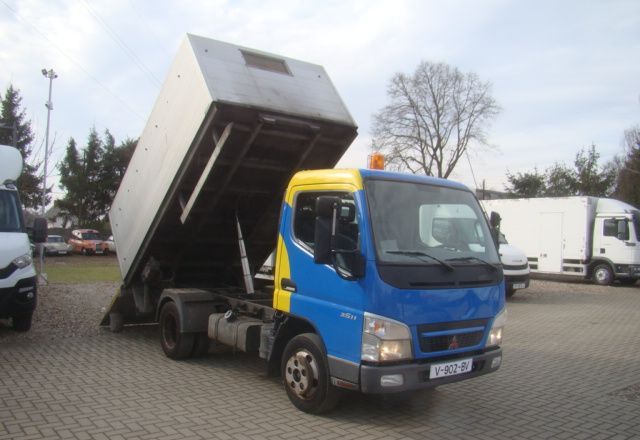 Mitsubishi CANTR 3.0TDI MODEL 70 WYWROTKA+WINDA 1000KG 3.30M 3.5T - Volquete furgoneta: foto 4 Mitsubishi CANTR 3.0TDI MODEL 70 WYWROTKA+WINDA 1000KG 3.30M 3.5T - Volquete furgoneta: foto 4
