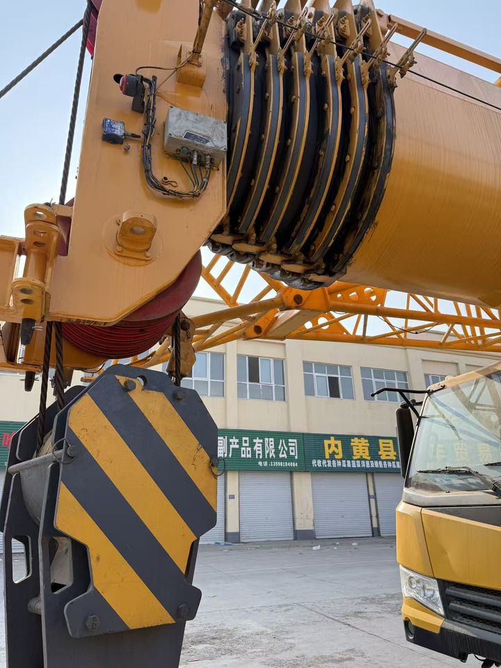 XCMG 100 TON XCT100 - Autogrúa: foto 2 XCMG 100 TON XCT100 - Autogrúa: foto 2