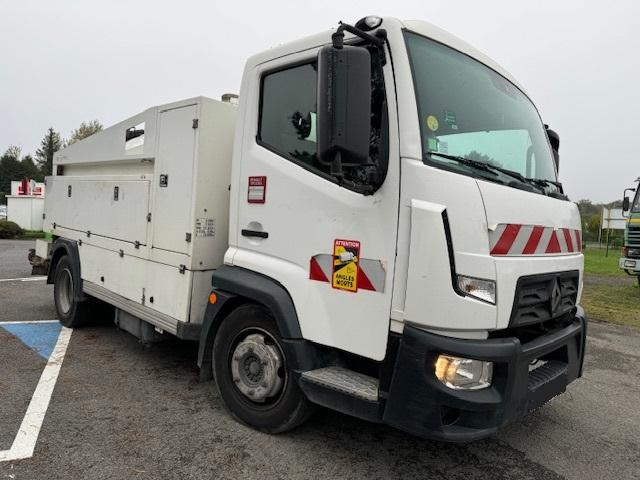 Renault D-Series - Limpieza de alcantarillado: foto 3 Renault D-Series - Limpieza de alcantarillado: foto 3