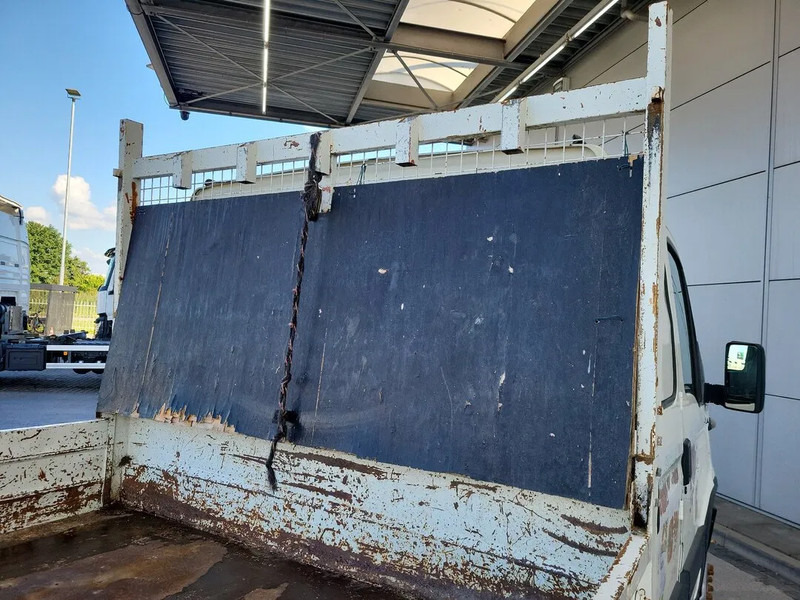 Iveco Daily 35C12 Daily - Volquete furgoneta: foto 5 Iveco Daily 35C12 Daily - Volquete furgoneta: foto 5