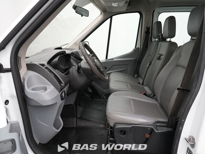Ford Transit Transit 130pk - Vehículo comercial ligero: foto 3 Ford Transit Transit 130pk - Vehículo comercial ligero: foto 3