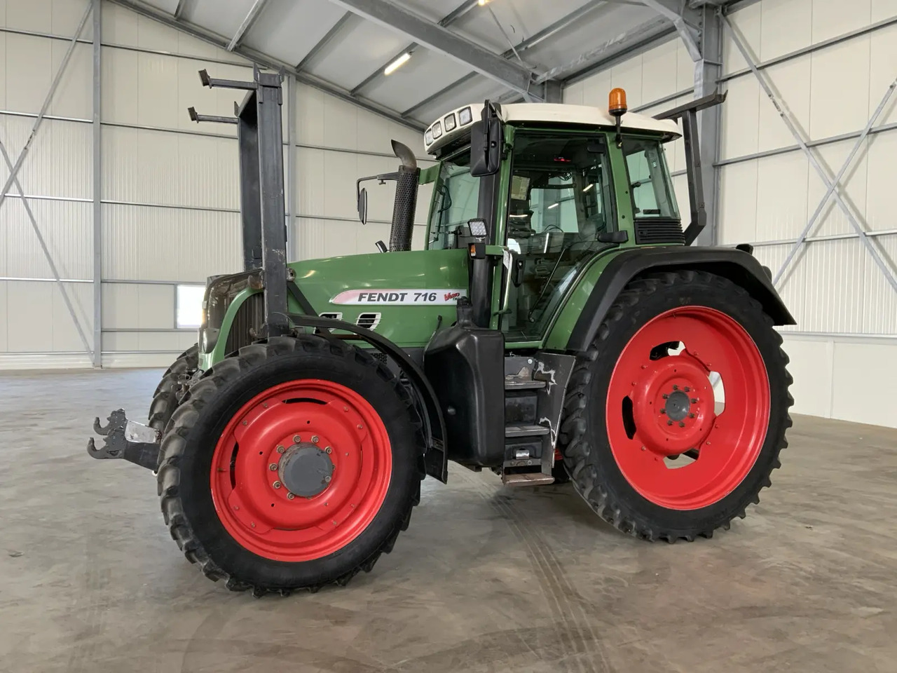 Fendt 716 Vario TMS - Tractor: foto 1 Fendt 716 Vario TMS - Tractor: foto 1