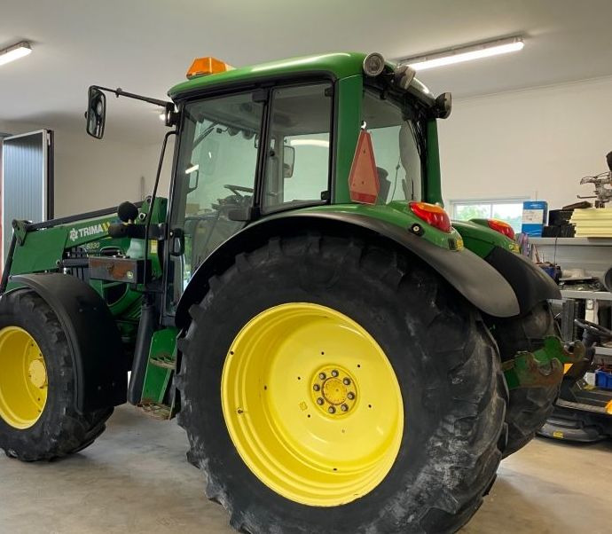 John Deere 6330 Premium - Tractor: foto 2 John Deere 6330 Premium - Tractor: foto 2