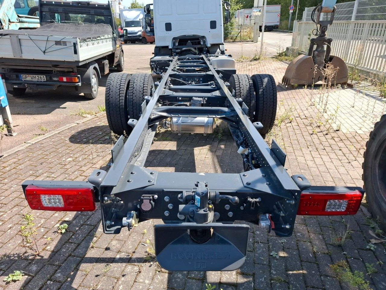 Iveco ML 140-280 FFH, Fahrgestell, Luft, Klima, ... - Chasis camión: foto 3 Iveco ML 140-280 FFH, Fahrgestell, Luft, Klima, ... - Chasis camión: foto 3