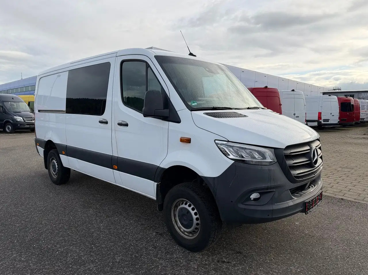 Mercedes-Benz Sprinter 316 CDI Lang Mixto 4x4 Allrad MBUX - Furgón, Furgoneta combi: foto 2 Mercedes-Benz Sprinter 316 CDI Lang Mixto 4x4 Allrad MBUX - Furgón, Furgoneta combi: foto 2