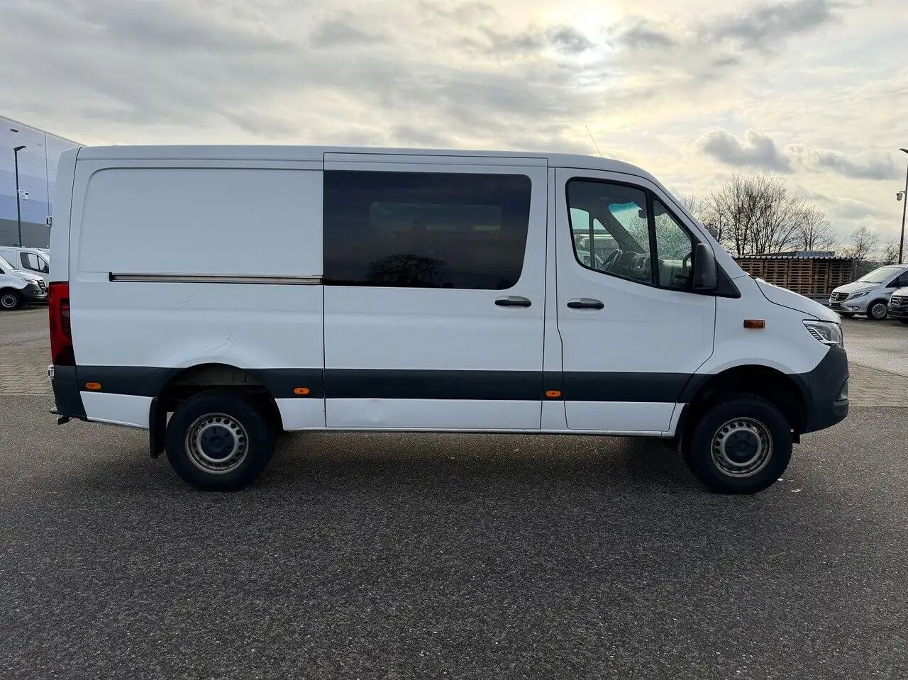 Mercedes-Benz Sprinter 316 CDI Lang Mixto 4x4 Allrad MBUX - Furgón, Furgoneta combi: foto 4 Mercedes-Benz Sprinter 316 CDI Lang Mixto 4x4 Allrad MBUX - Furgón, Furgoneta combi: foto 4