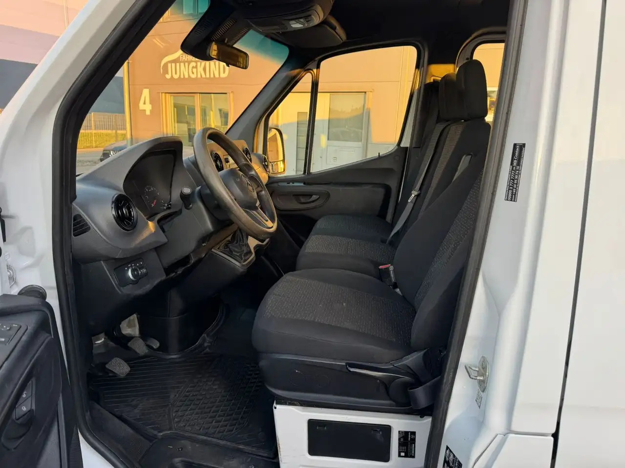 Mercedes-Benz Sprinter 317 CDI Lang DoKa Pritsche AHK 3,5t - Caja abierta furgoneta, Furgoneta combi: foto 3 Mercedes-Benz Sprinter 317 CDI Lang DoKa Pritsche AHK 3,5t - Caja abierta furgoneta, Furgoneta combi: foto 3