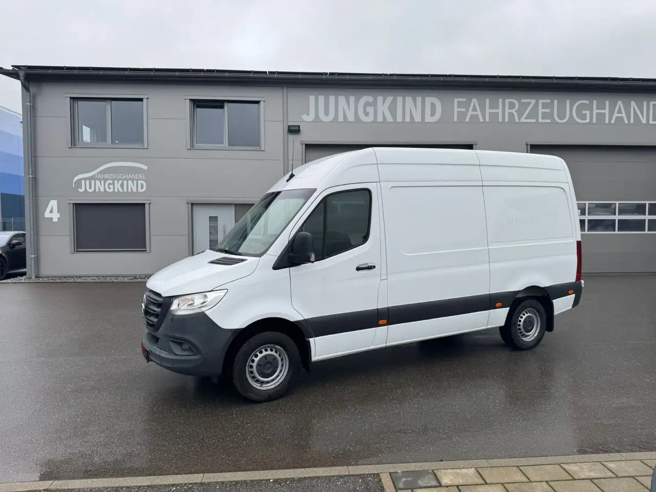 Mercedes-Benz Sprinter 317 CDI Lang Hoch Klima MBUX AHK 2,8t - Furgón: foto 1 Mercedes-Benz Sprinter 317 CDI Lang Hoch Klima MBUX AHK 2,8t - Furgón: foto 1