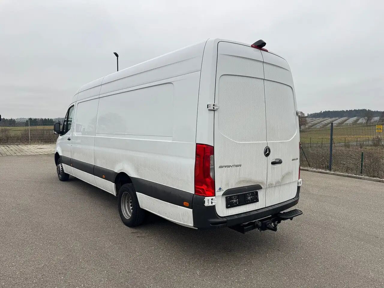 Mercedes-Benz Sprinter 519 CDI Maxi Lang Extralang XXL MBUX - Furgón: foto 5 Mercedes-Benz Sprinter 519 CDI Maxi Lang Extralang XXL MBUX - Furgón: foto 5