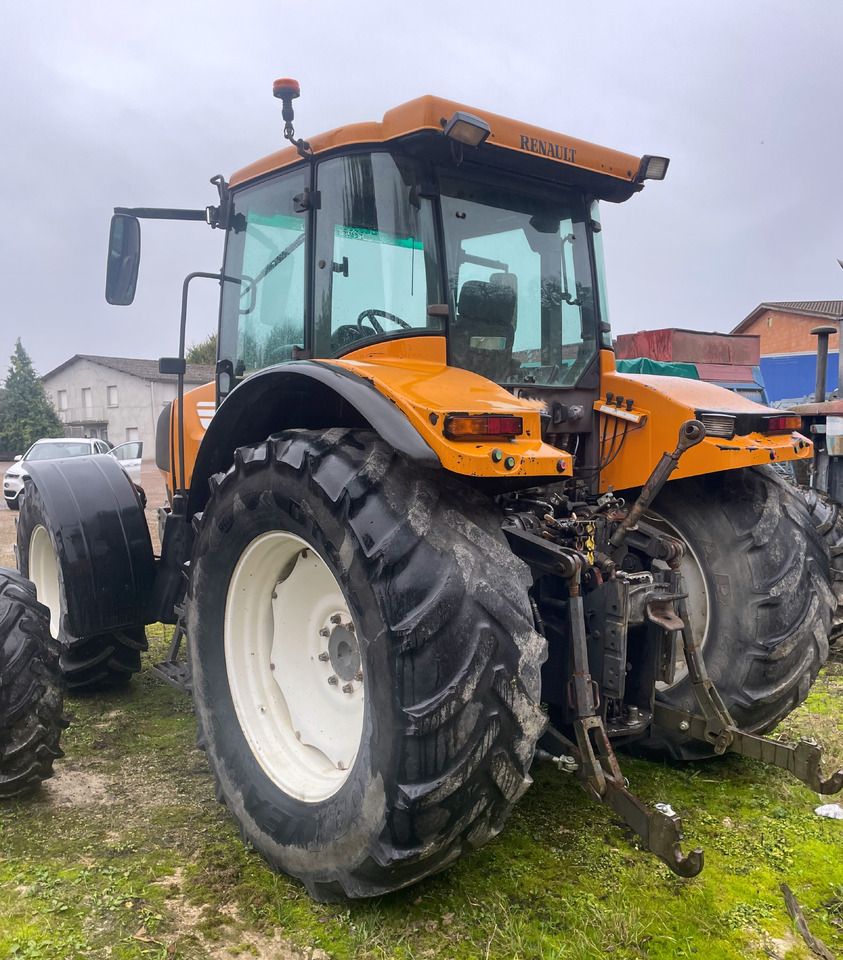 Renault 825 RZ - Tractor: foto 4 Renault 825 RZ - Tractor: foto 4