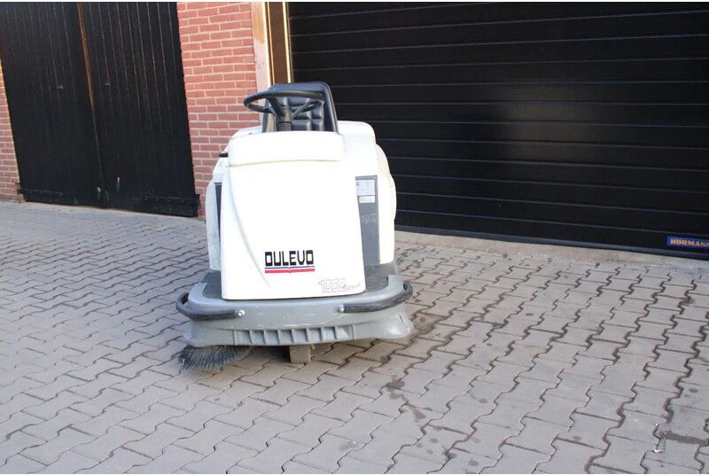 Dulevo 100SE zit veegmachine elektrische accubj 2026 - Barredora industrial: foto 5 Dulevo 100SE zit veegmachine elektrische accubj 2026 - Barredora industrial: foto 5