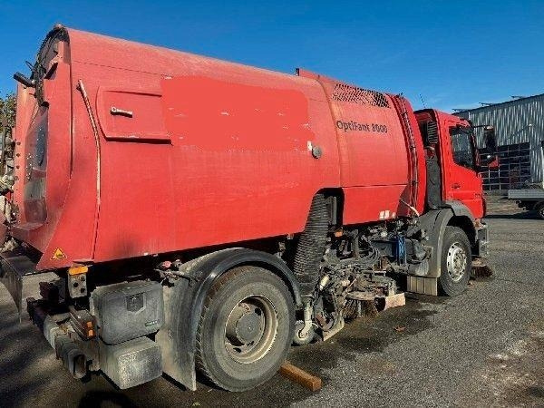 Mercedes-Benz 1829 L - Barredora vial: foto 3 Mercedes-Benz 1829 L - Barredora vial: foto 3